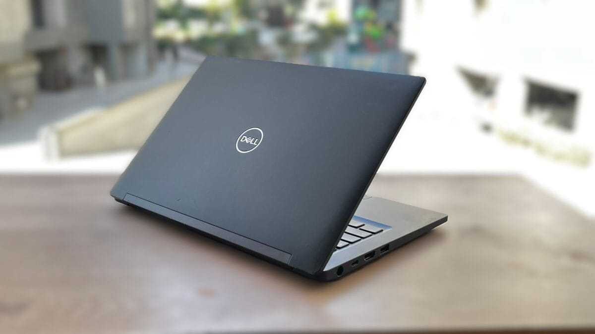 Dell Latitude 7390 Laptop – Intel Core i5 8th Gen | 8GB RAM | 256GB SSD | 13.3-inch Display - Image 4